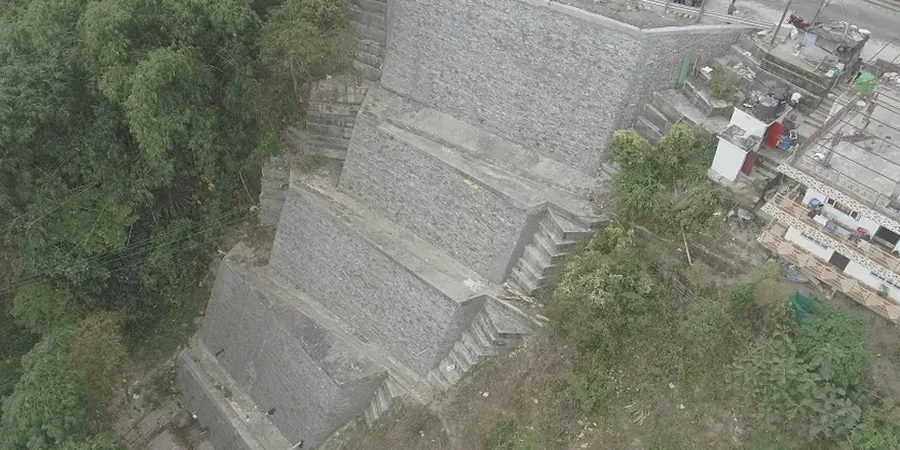 Análisis de Estabilidad de Taludes en Chillán: Factor de Seguridad Real para Proyectos en Suelos Complejos